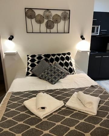 Studio Cosy Black - Cosy & Cocon Mulhouse Buitenkant foto
